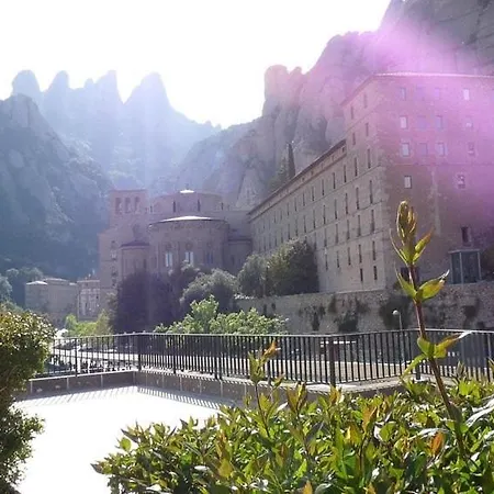 Independiente Con Bano Y Patio En Cremallera De Montserrat Monistrol de Montserrat