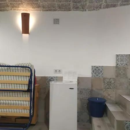 Independiente Con Bano Y Patio En Cremallera De Montserrat Homestay