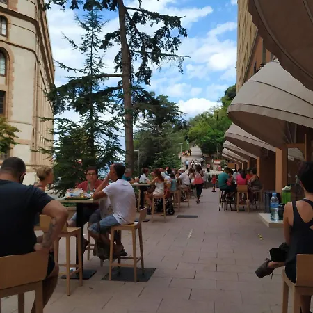בית אירוח Independiente Con Bano Y Patio En Cremallera De Montserrat *